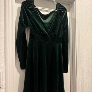 SHEIN Dark Green Velvet Long Sleeve Dress